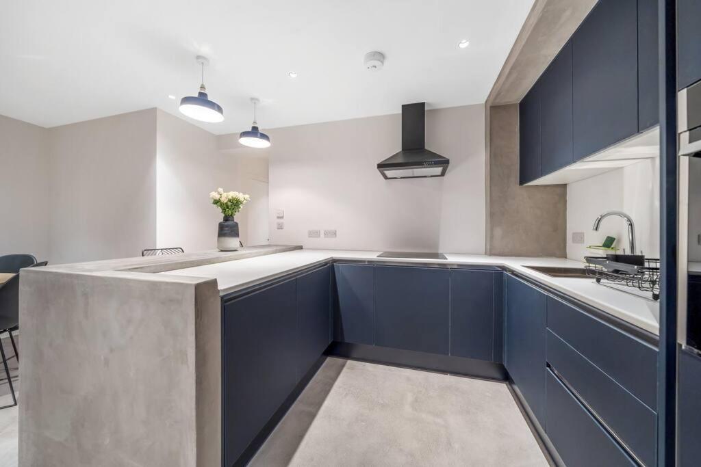 Trendy 2 Bedroom 2 Bathroom Apartment Minutes From Seafront In St Leonard'S Hastings St Leonards-on-Sea Екстер'єр фото